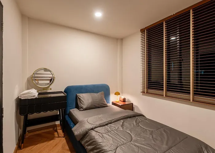 Modern 4br 2-bath House Rooftop View Sathorn 12-min Walk To Bts バンコク都