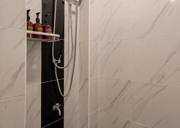 別荘 Modern 4br 2-bath House Rooftop View Sathorn 12-min Walk To Bts バンコク都